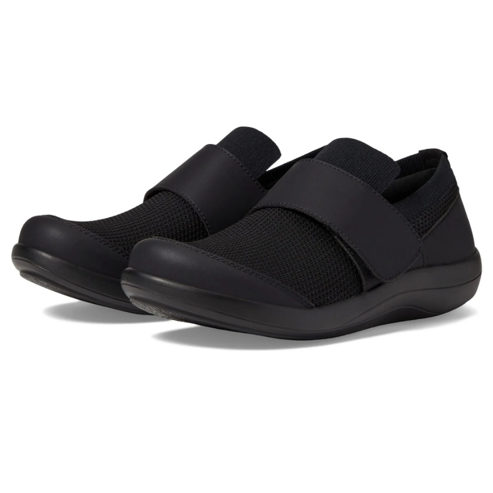 Alegria Dasher Women's Black Mesh Slip-On Sneakers